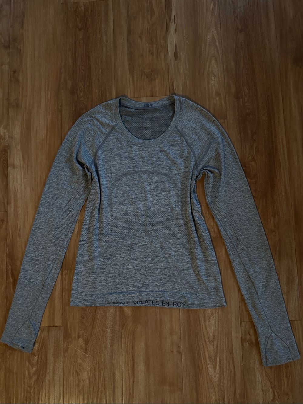 Swiftly Tech Long-Sleeve Shirt 2.0 in Slate/White